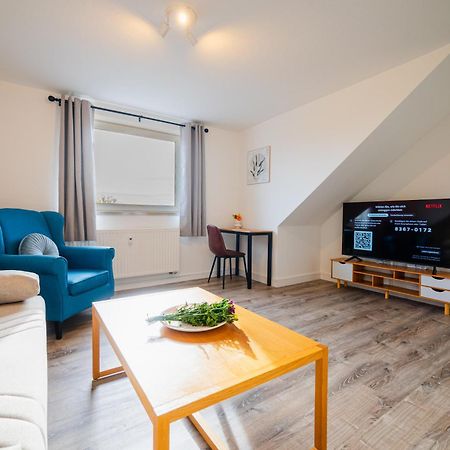 Zentrale Wohlfuehlwohnung - Ideal Fuer Ihren Urlaub Oder Die Geschaeftsreise Magdeburgo Esterno foto