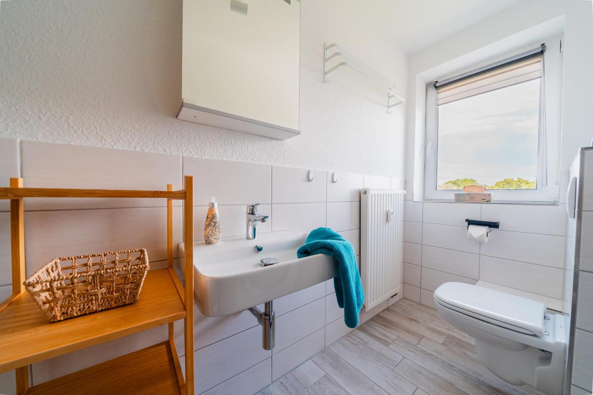 Zentrale Wohlfuehlwohnung - Ideal Fuer Ihren Urlaub Oder Die Geschaeftsreise Magdeburgo Esterno foto