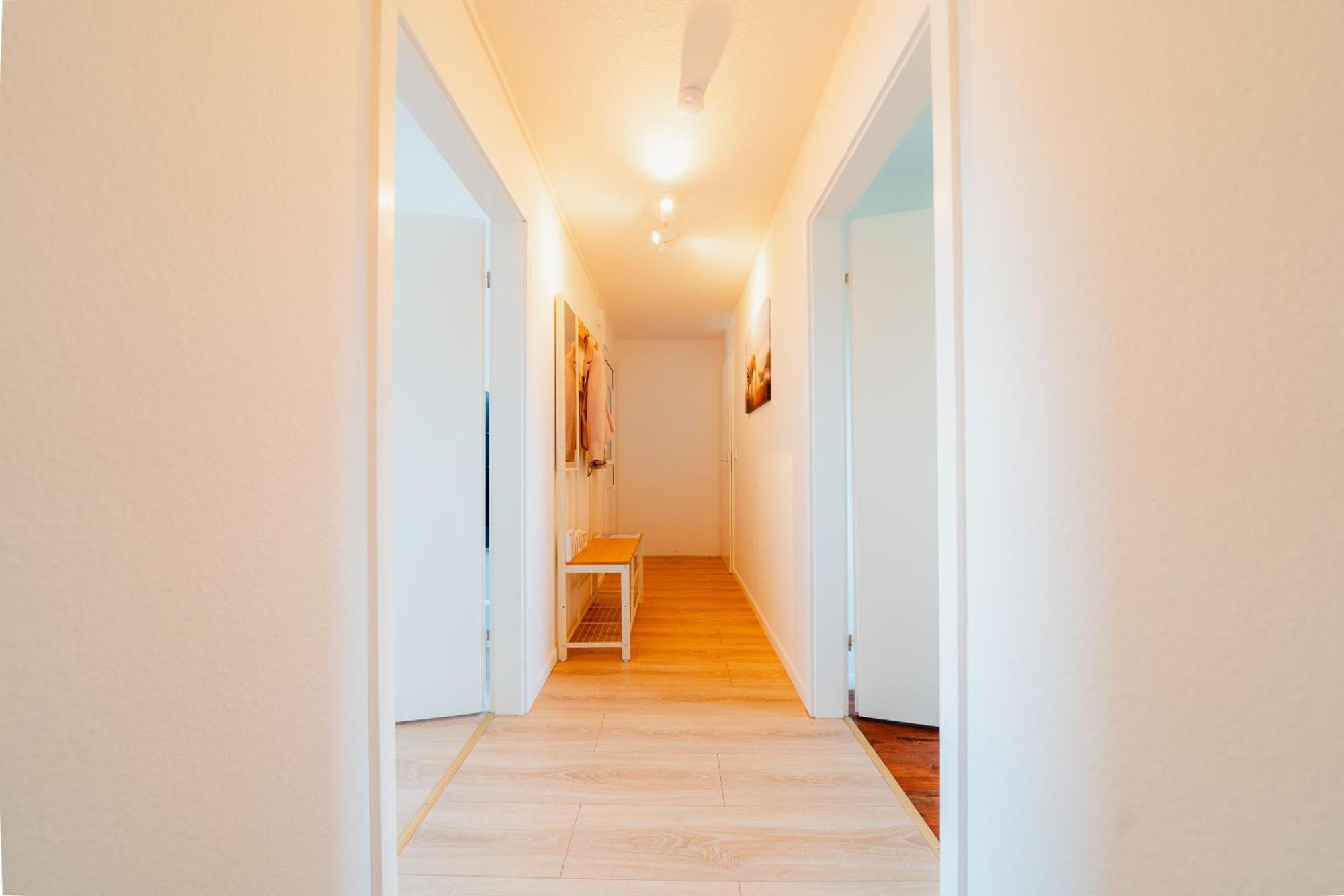 Zentrale Wohlfuehlwohnung - Ideal Fuer Ihren Urlaub Oder Die Geschaeftsreise Magdeburgo Esterno foto