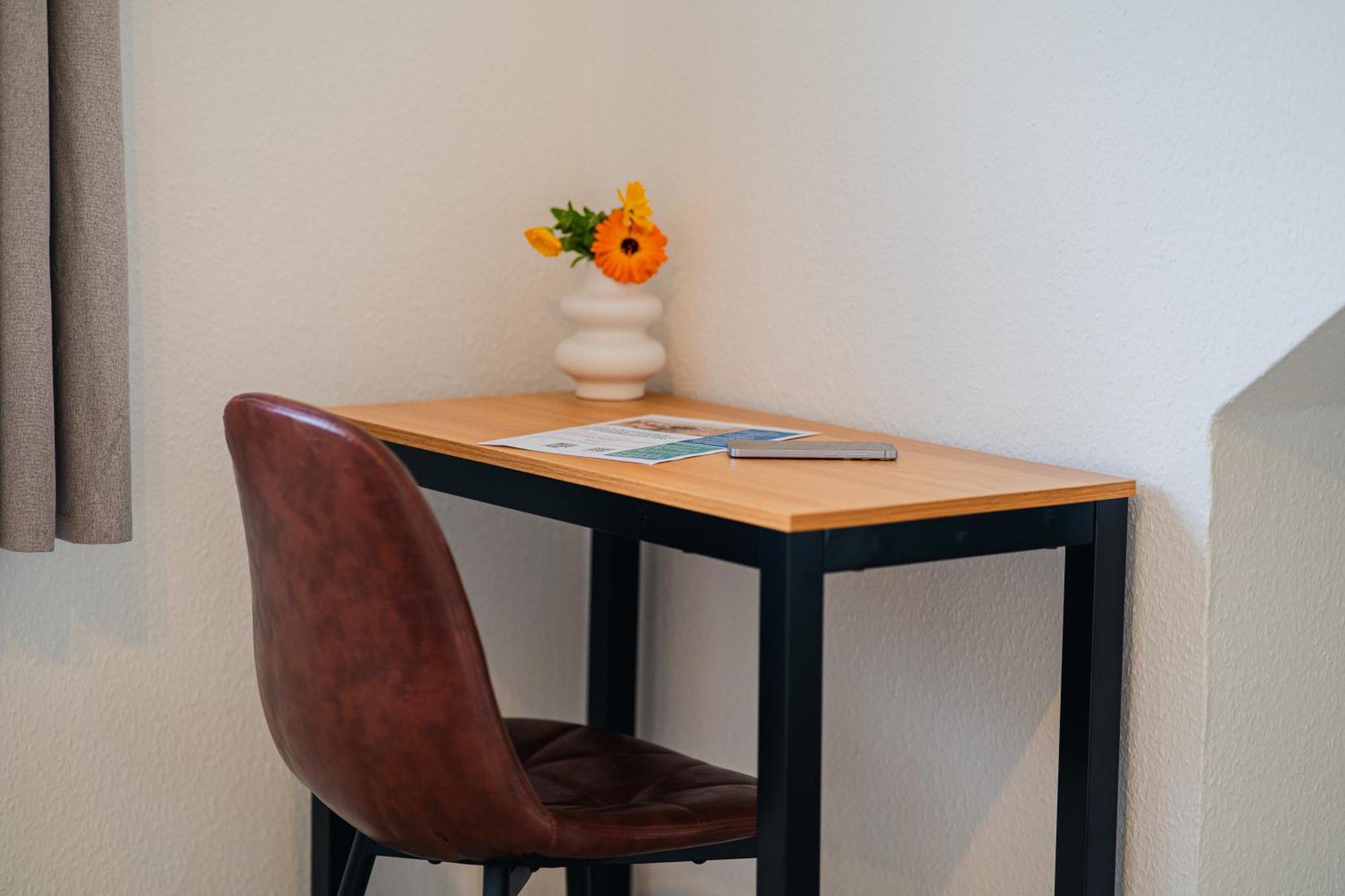 Zentrale Wohlfuehlwohnung - Ideal Fuer Ihren Urlaub Oder Die Geschaeftsreise Magdeburgo Esterno foto