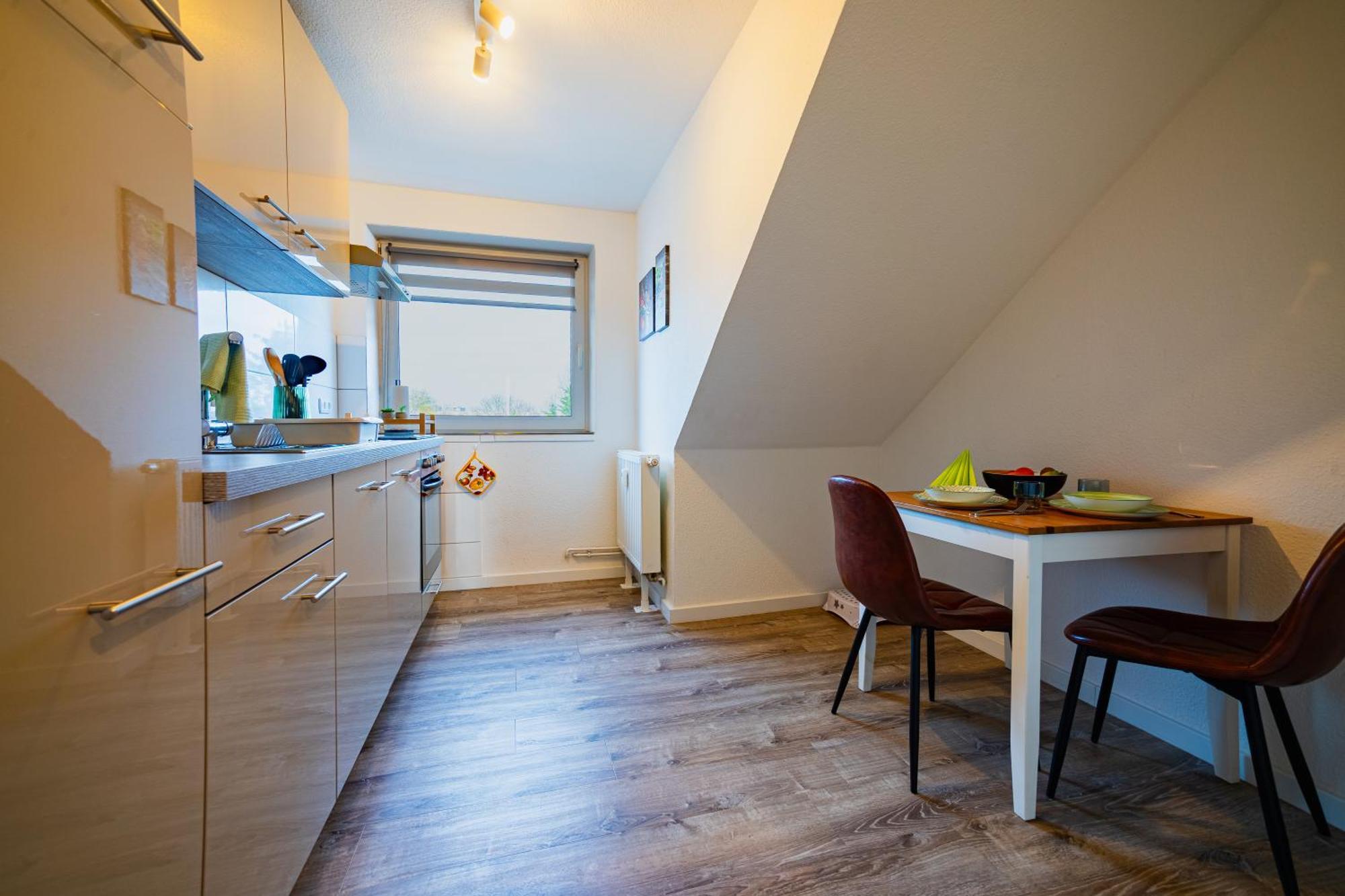 Zentrale Wohlfuehlwohnung - Ideal Fuer Ihren Urlaub Oder Die Geschaeftsreise Magdeburgo Esterno foto
