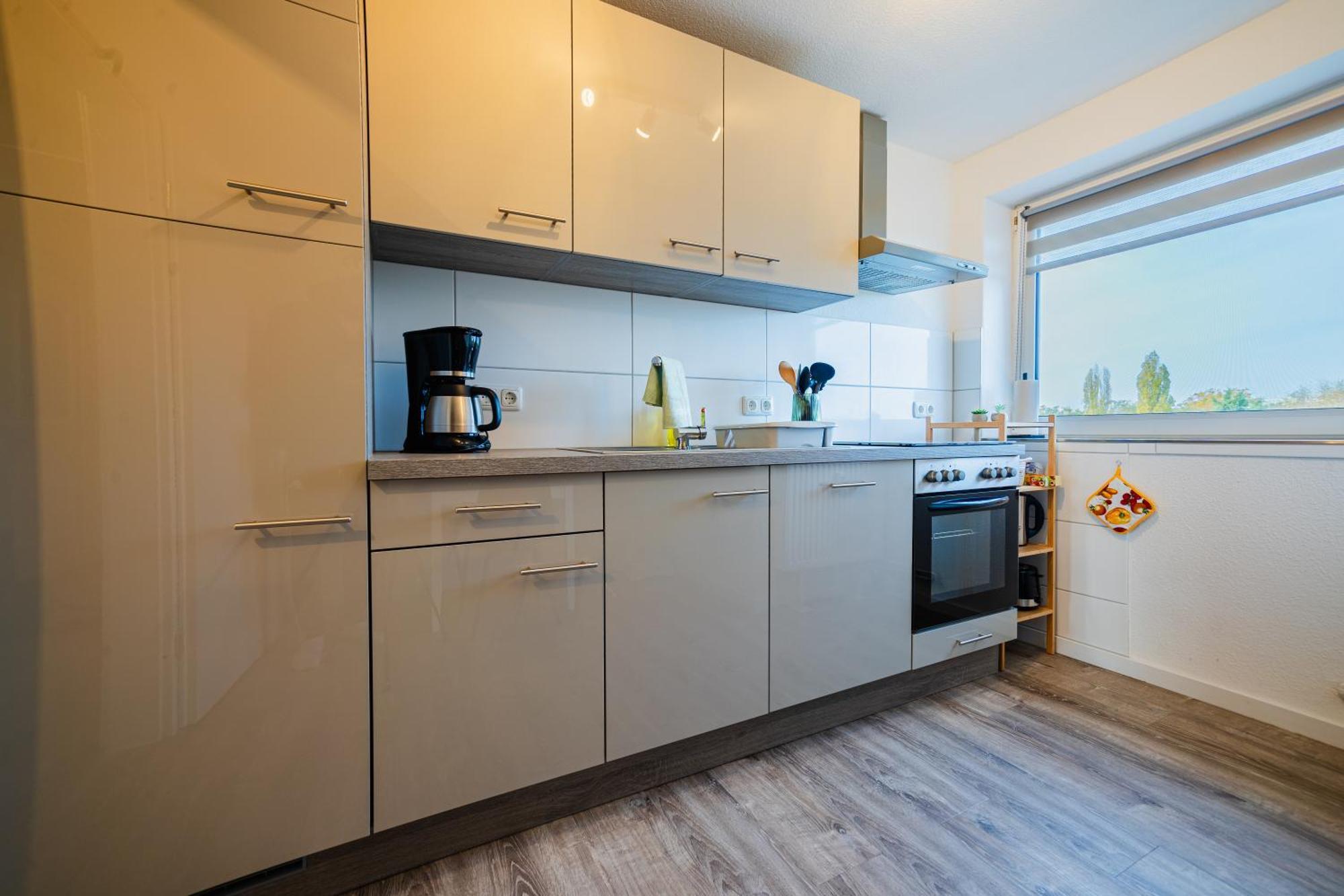 Zentrale Wohlfuehlwohnung - Ideal Fuer Ihren Urlaub Oder Die Geschaeftsreise Magdeburgo Esterno foto